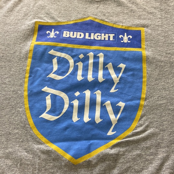 Men’s XL Bud Light Dilly Dilly Shirt. Preowned. - Picture 2 of 4